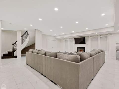 Tiny photo for 355 Flagg Court, Hinsdale, IL 60521 (MLS # 12729632)