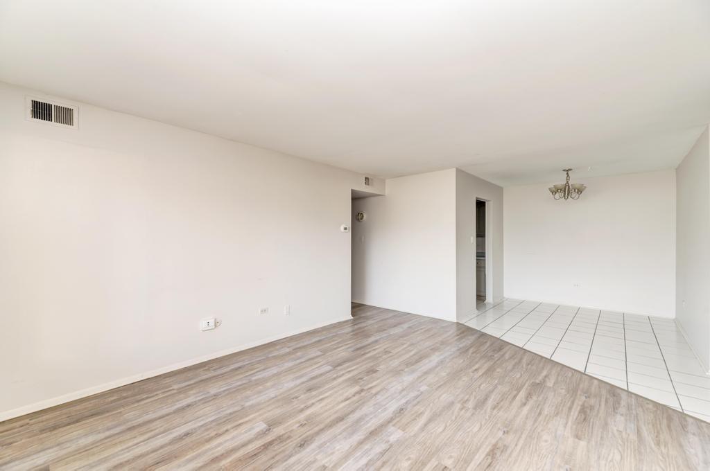 6103 Knoll Valley Drive 104