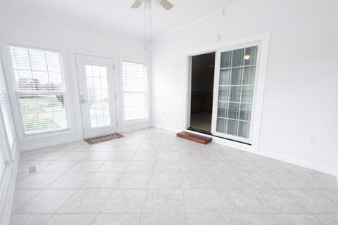 Tiny photo for 3220 Massac Creek Rd Road, Metropolis, IL 62960 (MLS # EB460297)