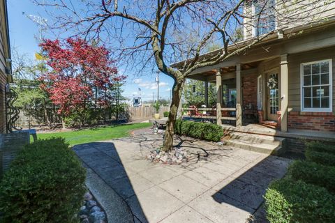 Tiny photo for 1202 Elmwood Road, Bloomington, IL 61701 (MLS # 12624541)