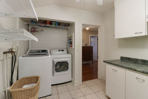 Tiny photo for 1202 Elmwood Road, Bloomington, IL 61701 (MLS # 12624541)
