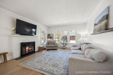 Tiny photo for 153 S Lombard Avenue, Lombard, IL 60148 (MLS # 12628456)