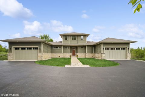 Single Family Residence in Wauconda IL 25381 Timothy Trail 3.jpg