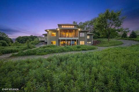 A home in Wauconda