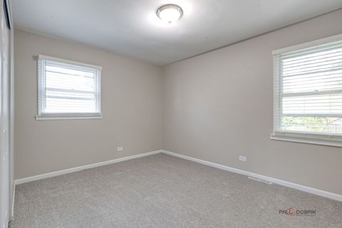 Tiny photo for 605 Clover Lane, Round Lake Beach, IL 60073 (MLS # 12467161)