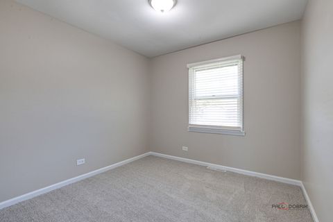 Tiny photo for 605 Clover Lane, Round Lake Beach, IL 60073 (MLS # 12467161)