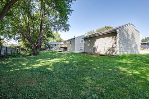 Tiny photo for 605 Clover Lane, Round Lake Beach, IL 60073 (MLS # 12467161)