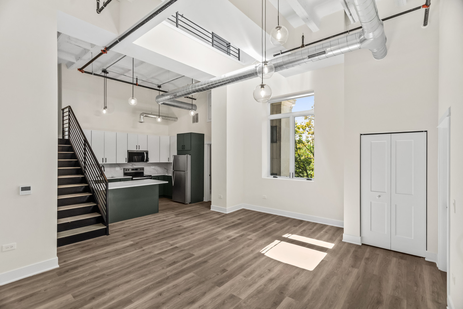 1453 Maple Avenue 201