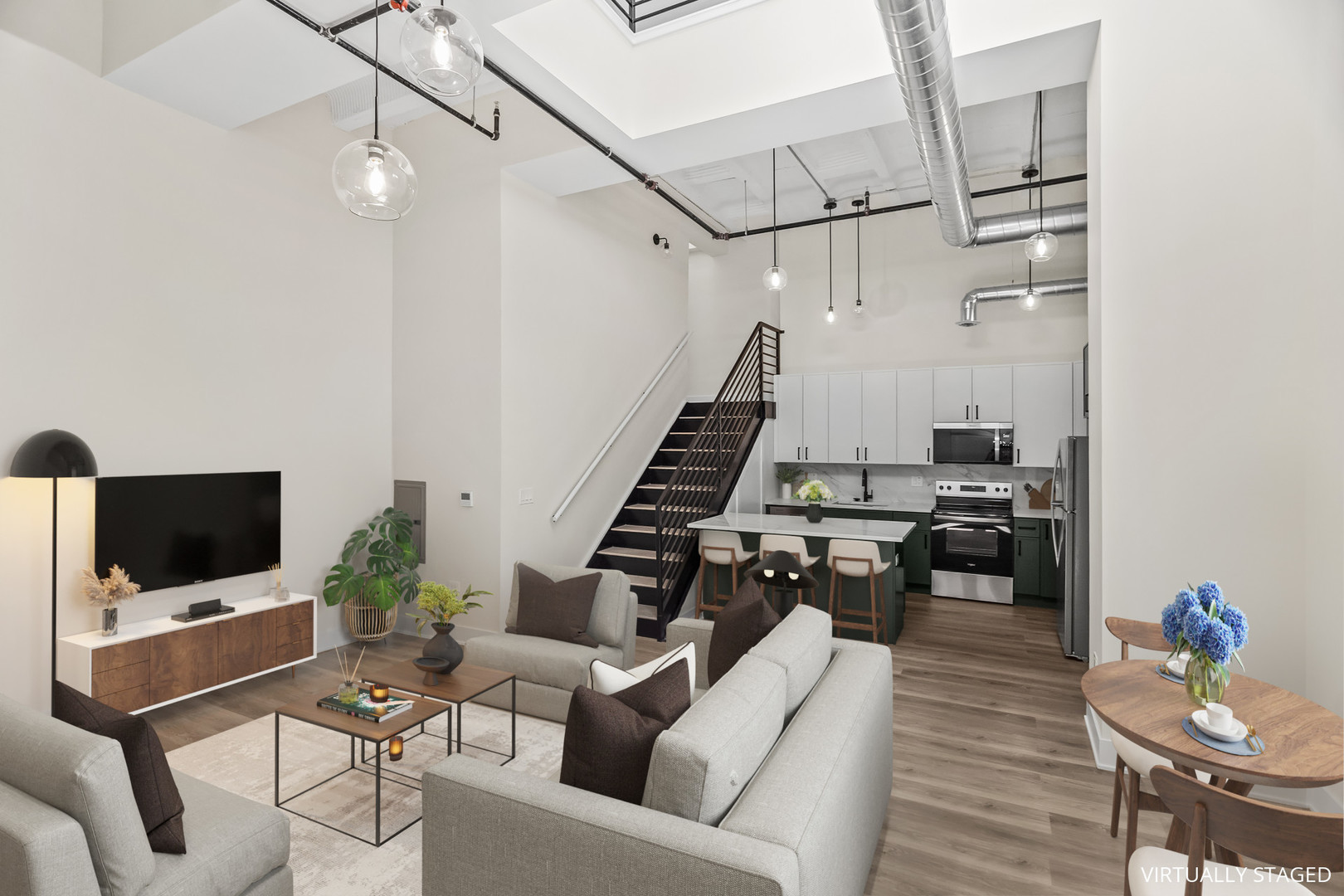 1453 Maple Avenue 201