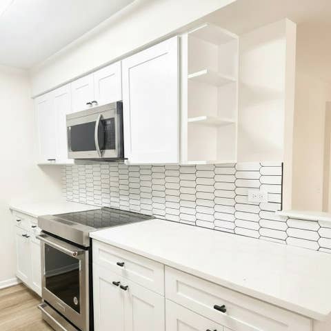 Tiny photo for 1424 Stonebridge Circle #12, Wheaton, IL 60189 (MLS # 12729949)