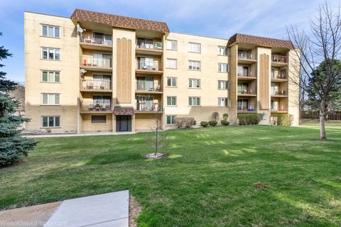 4106 N Narragansett Avenue 208 Chicago IL 60634