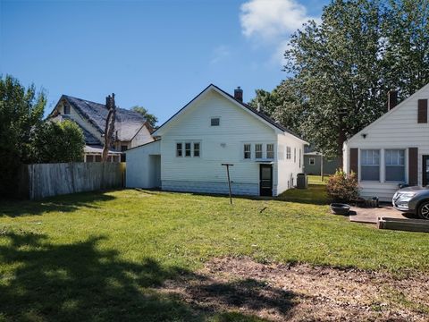 Tiny photo for 200 A E Thorn Street, Marion, IL 62959 (MLS # 12635819)