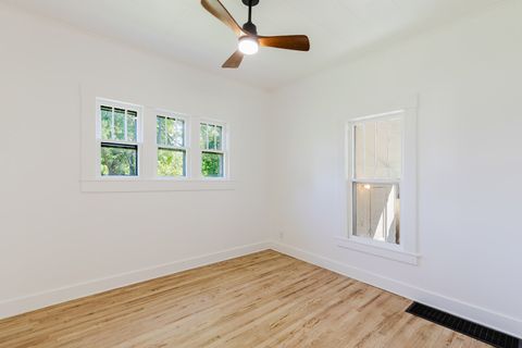 Tiny photo for 200 A E Thorn Street, Marion, IL 62959 (MLS # 12635819)