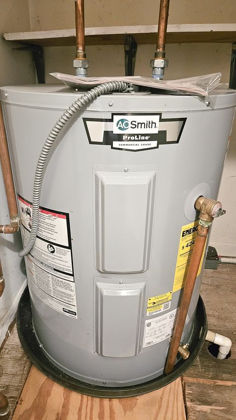 Tiny photo for 748 Chandler Road, Gurnee, IL 60031 (MLS # 12573934)