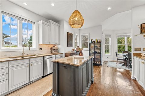 Tiny photo for 3N438 Vachel Lindsay Street, St. Charles, IL 60175 (MLS # 12614287)