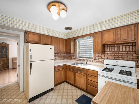Tiny photo for 3030 N 77th Avenue, Elmwood Park, IL 60707 (MLS # 12486538)