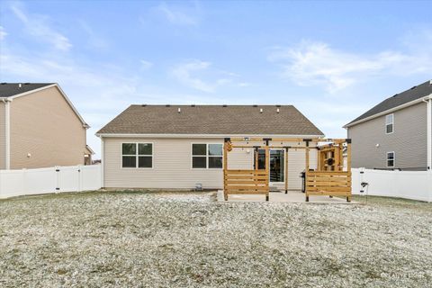 Tiny photo for 301 Andrew Drive, Yorkville, IL 60560 (MLS # 12547002)