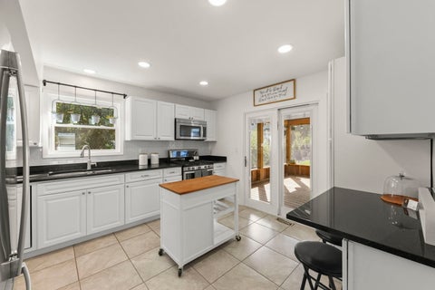 Tiny photo for 1225 Ash Street, St. Charles, IL 60174 (MLS # 12756891)