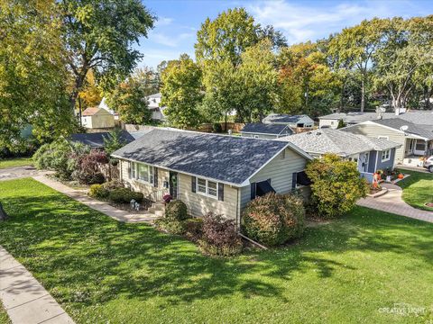 Tiny photo for 1205 Prairie Street, Aurora, IL 60506 (MLS # 12494416)