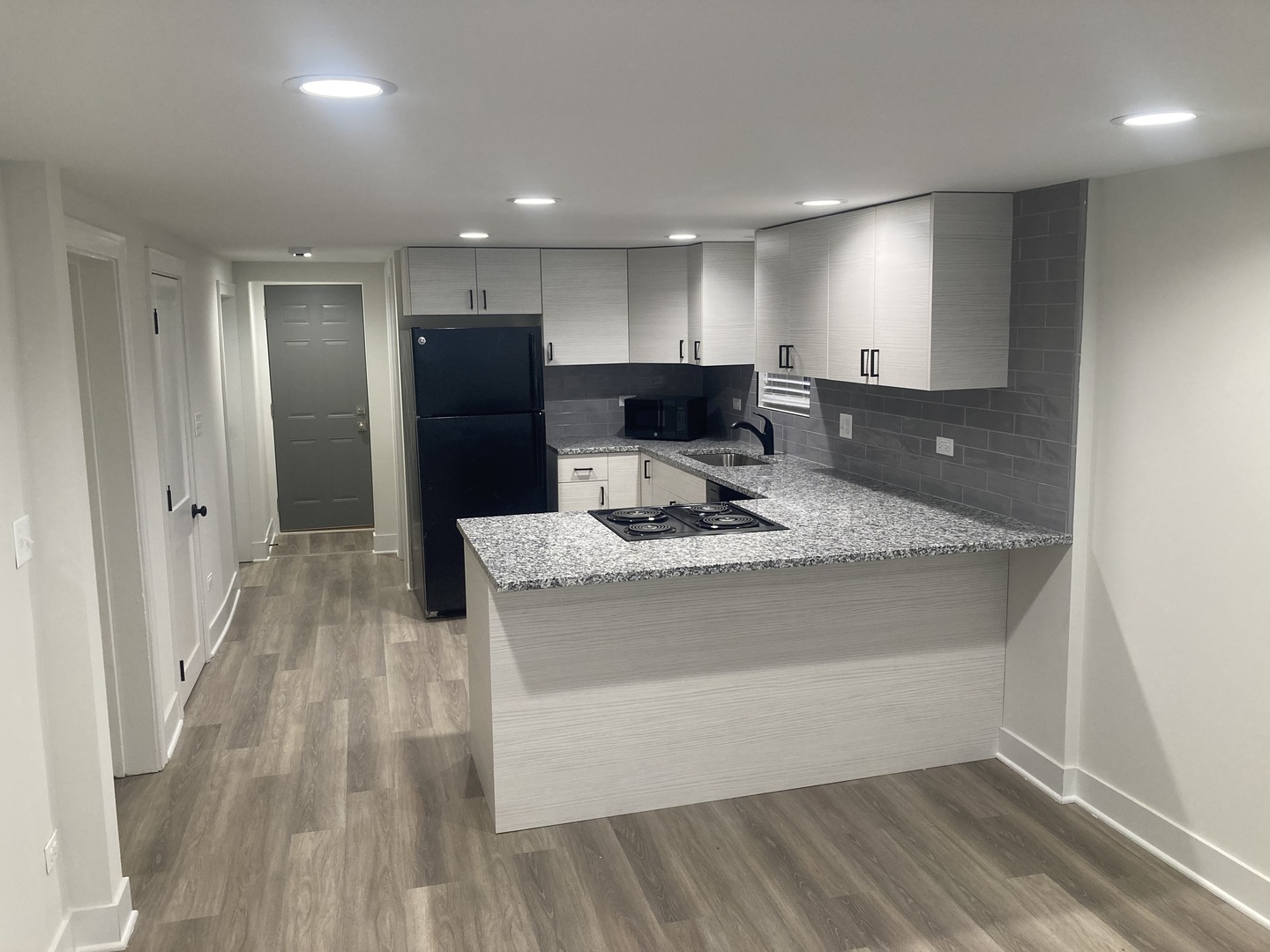 1336 W Diversey Parkway G