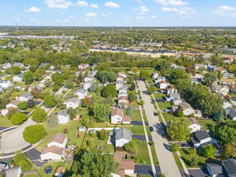 Tiny photo for 555 Waterford Drive, Lake Zurich, IL 60047 (MLS # 12488786)