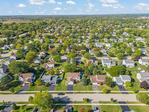 Tiny photo for 555 Waterford Drive, Lake Zurich, IL 60047 (MLS # 12488786)