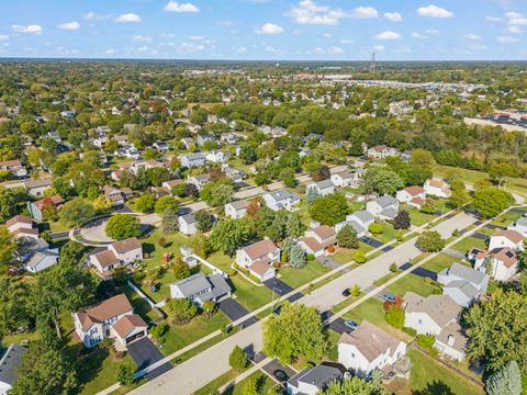 Tiny photo for 555 Waterford Drive, Lake Zurich, IL 60047 (MLS # 12488786)