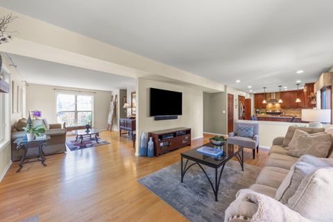 Tiny photo for 555 Waterford Drive, Lake Zurich, IL 60047 (MLS # 12488786)