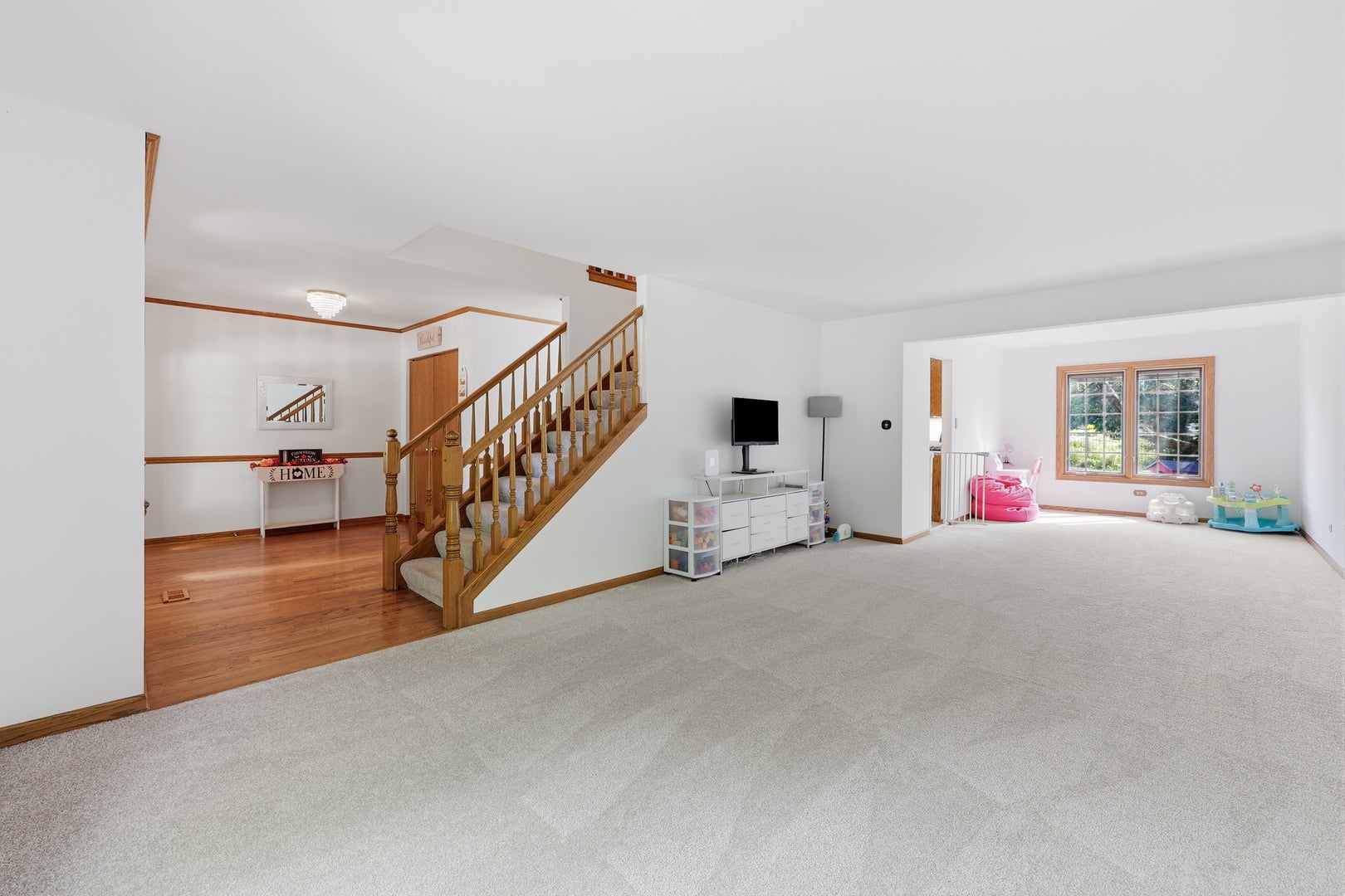 655 Crest Drive