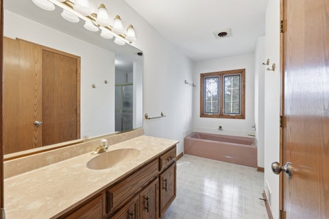 Tiny photo for 655 Crest Drive, Cary, IL 60013 (MLS # 12752927)