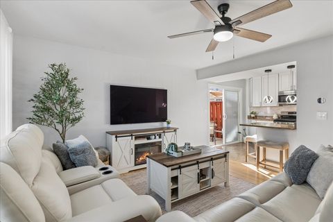 Tiny photo for 1836 Stockton Drive #1836, Hoffman Estates, IL 60169 (MLS # 12591817)