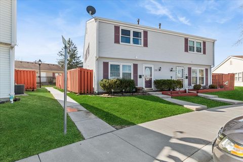 Tiny photo for 1836 Stockton Drive #1836, Hoffman Estates, IL 60169 (MLS # 12591817)