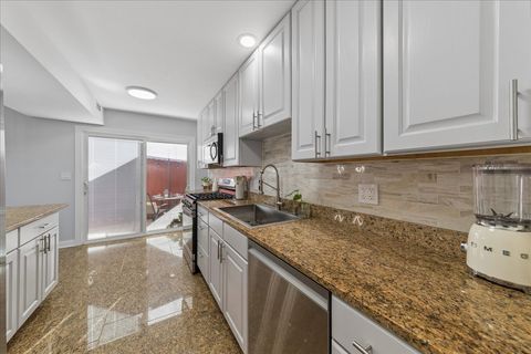 Tiny photo for 1836 Stockton Drive #1836, Hoffman Estates, IL 60169 (MLS # 12591817)