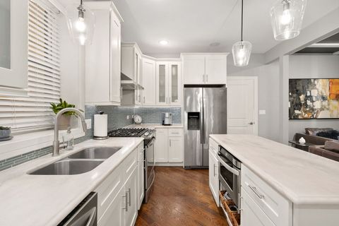 Tiny photo for 3940 N Christiana Avenue, Chicago, IL 60618 (MLS # 12506564)