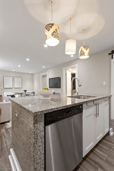 Tiny photo for 1625 W Ainslie Street #BE, Chicago, IL 60640 (MLS # 12764556)
