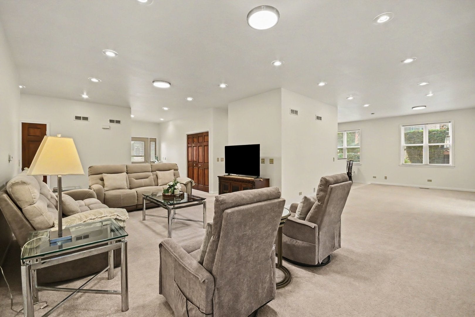 1232 Lakewood Drive