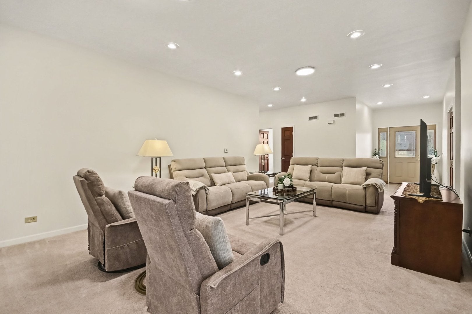 1232 Lakewood Drive