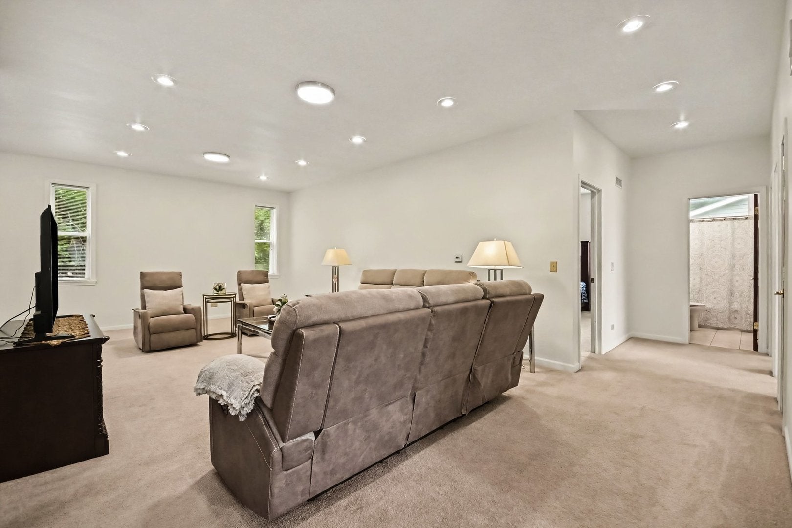 1232 Lakewood Drive