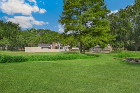 Tiny photo for 26355 S Woodlawn Avenue, Crete, IL 60417 (MLS # 12702372)