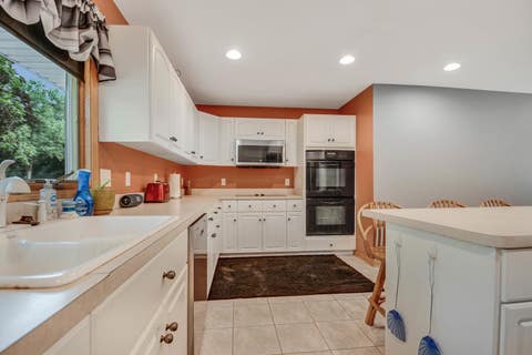 Tiny photo for 26355 S Woodlawn Avenue, Crete, IL 60417 (MLS # 12702372)