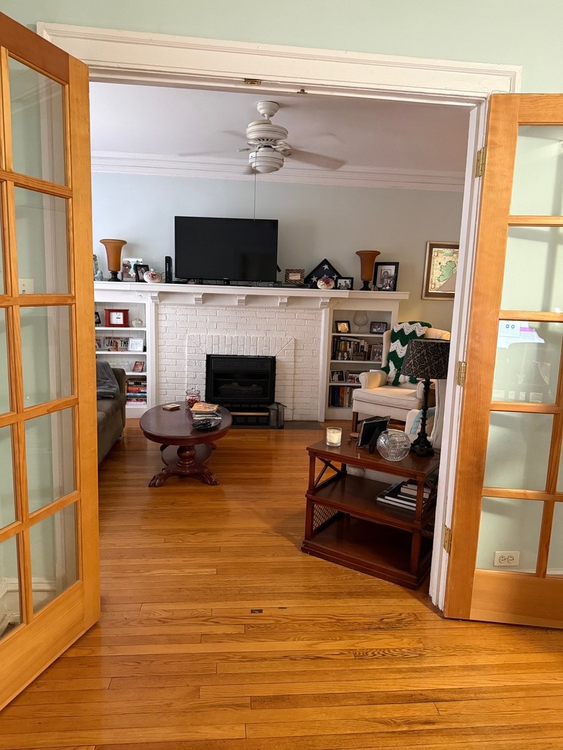 1130 W PRATT Boulevard 1N