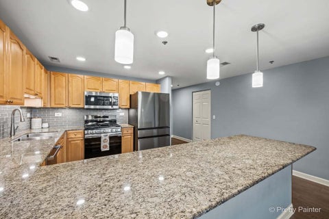 Tiny photo for 865 E 22nd Street #208, Lombard, IL 60148 (MLS # 12781943)