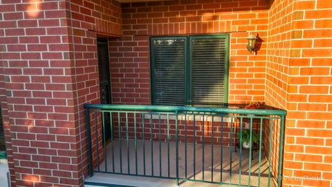 Tiny photo for 865 E 22nd Street #208, Lombard, IL 60148 (MLS # 12781943)