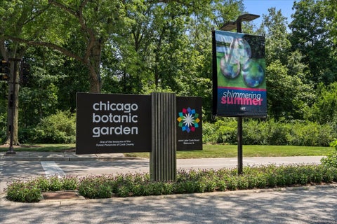 Tiny photo for 23 Heritage Drive, Highland Park, IL 60035 (MLS # 12777093)