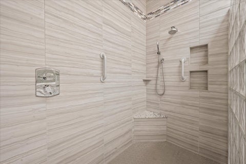 Tiny photo for 23 Heritage Drive, Highland Park, IL 60035 (MLS # 12777093)