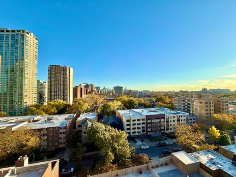 Tiny photo for 555 W Cornelia Avenue #1204, Chicago, IL 60657 (MLS # 12513787)