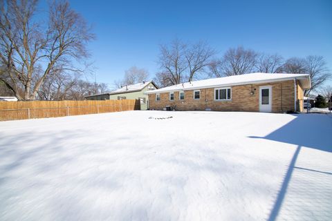 Tiny photo for 609 Ivy Lane, Bradley, IL 60915 (MLS # 12554819)