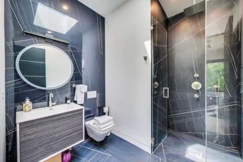 Tiny photo for 821 Harms Road, Glenview, IL 60025 (MLS # 12577083)