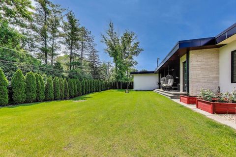 Tiny photo for 821 Harms Road, Glenview, IL 60025 (MLS # 12577083)