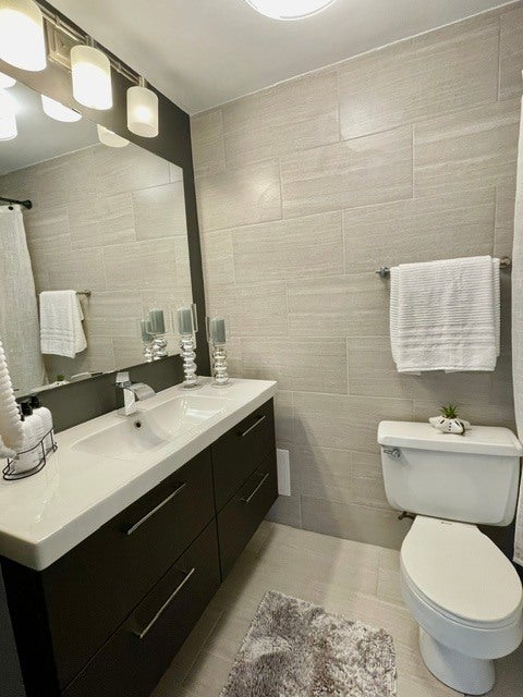 Tiny photo for 5445 N Sheridan Road #2510, Chicago, IL 60640 (MLS # 12756845)